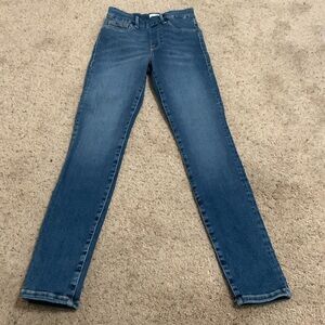 Good American pull on jeans size small-Like new